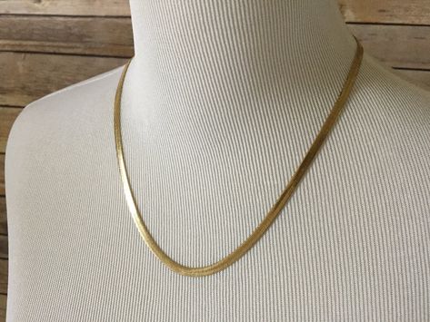 Vintage 14K Herringbone Chain 20 inches and 3 mm 14K Gold | Etsy 10 Grams Gold Chain Design, Nautical Shoes, Neck Art, Photographing Jewelry, 20 Inch Necklace, Vintage Designer Jewelry, Gold Chain Design, Silver Flower Earrings, Herringbone Chain