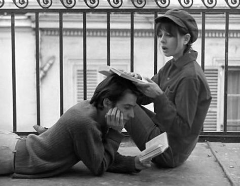 Lovers Photoshoot, Jean Pierre Leaud, Old Fashioned Love, Jean Luc Godard, Fotografi Vintage, The Love Club, People Sitting, Reading A Book, Old Love