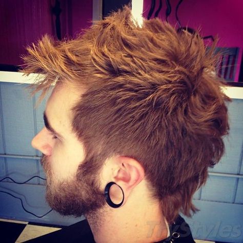 Short Hair Mohawk, Mohawk Hairstyles Men, Mohawks, Haircut Men, Blonde Haircuts, Mohawk Hairstyles, Haircut Inspiration, Punk Hair, Faux Hawk