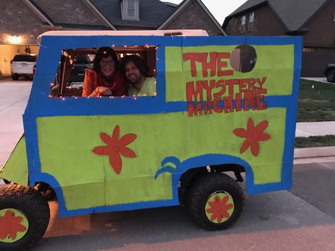 Mystery machine Scooby Doo Disfraz, Scooby Doo Halloween Party, Scooby Birthday, Scooby Doo Dress, Scooby Doo Costumes, Scooby Doo Halloween, Artsy Ideas, Mystery Machine, Scooby Doo Mystery