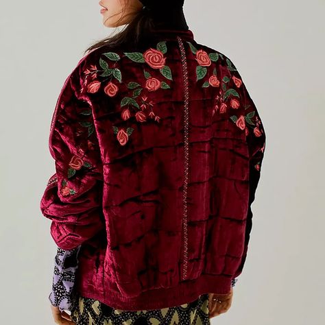 Free People Dropped a Collab With Anna Sui, and the Best Pieces Are Already Disappearing | Glamour Velvet Embroidery, Cool Coats, Quilt Jacket, Embroidery Floral, Free People Jacket, Anna Sui, Jacket Brands, Textured Knit, Creative Kids