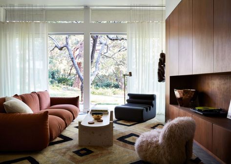 Emily Henderson Interior Design Blog Dining Room Table Marble, Colorful Contemporary Art, Low Chair, Midcentury Home, County House, Emily Henderson, Living Room Windows, Dryer Sheets, Custom Sofa