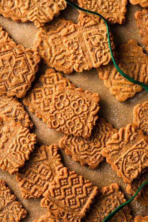 Baker Street Society, Vegan Speculoos Cookies, Belgian Spice Cookies, Spekulas Cookies, Speculoos Cookies Recipe, European Christmas Cookies, European Cookies, 2023 Bags, German Pastries