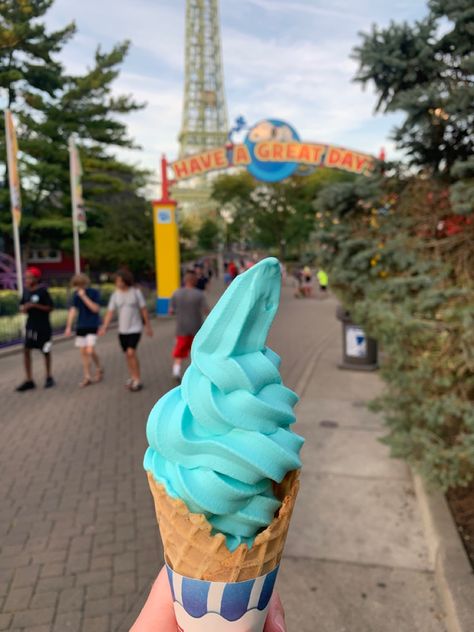 Blue Ice Cream Aesthetic, Kings Island Outfit, Kings Island Aesthetic, Ice Cream Summer Aesthetic, Water Park Aesthetic, Ice Cream On The Beach, Kings Island Amusement Park, July Aesthetic, Ice Cream Pictures