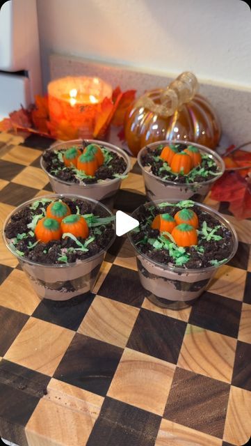 Thanksgiving Dirt Cups, Grave Yard Pudding, Pumpkin Patch Dirt Cups, Halloween Pudding Cups, Dirt Cups, Pumpkin Pudding, Pudding Cups, Food Club, Dessert Cups