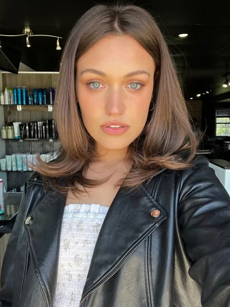 Chocolate Brown Hair Light Eyes, Chocolate Balayage Medium Length, Chocolate Hair Blue Eyes, Brunette For Blue Eyes, Riviera Brunette, Blue Eye Brunette, Brunette Hair With Blue Eyes, Brown Hair Light Eyes, Chocolate Brown Hair Blue Eyes