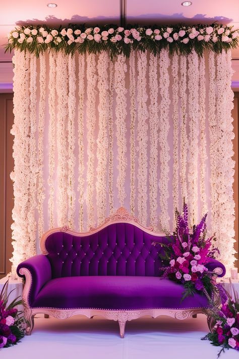 The image showcases a stunning and elegant Indian wedding decor, featuring a captivating blend of white and purple florals. Mehendi Decoration, Indian Wedding Mehendi, Elegant Indian Wedding, Country Chic Wedding Decorations, Bridal Lounge, Wedding Mehendi, Whimsical Wedding Decorations, Wedding Stage Decor, Mehendi Decor