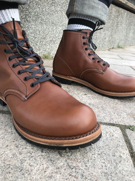 Red Wing Beckman, Wing Boots, Boot Collection, Retro Backpack, Red Wing Boots, Red Wing, Men's Boots, Red Wings, Dr. Martens Boots