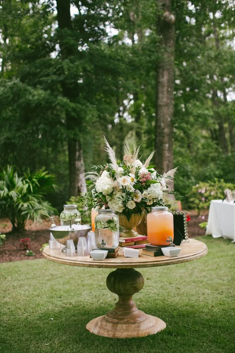 Lowcountry Wedding on The Marsh — A Lowcountry Wedding Blog & Magazine - Charleston, Savannah, Hilton Head, Myrtle Beach Outdoor Wedding Water Station, Picnic Buffet Food Ideas, Backyard Drink Station, Drink Table Wedding Beverage Stations, Garden Party Drinks Station, Outdoor Welcome Party, Formal Backyard Wedding, Water Station Wedding, Elegant Wedding Food Stations