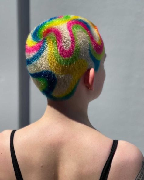 United by Short Hair on Instagram: “Feeling swirly this Saturday morning with this color kaleidoscope from @venomstyles_ 🍭💫 ⋆ ⁣⁣⠀ #unitedbyshorthair ⁣⁣⠀⁣⁣⠀ ⋆ ⁣⁣⠀ ⋆ ⁣⁣⠀⁣⁣⠀ ⋆…” Buzzed Hair Dye Designs, Dyed Buzzcut, Buzz Designs, Shaved Head Designs, Shaved Designs, Hair Colour Design, Buzzed Hair, Shaved Hair Designs, Hair Tattoo