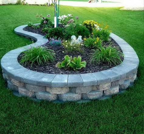 Shed Inspiration, Circle Patio, Trees For Front Yard, Florida Landscaping, Raised Flower Beds, Stone Circle, Front Yards, Have Inspiration, Simple Budget