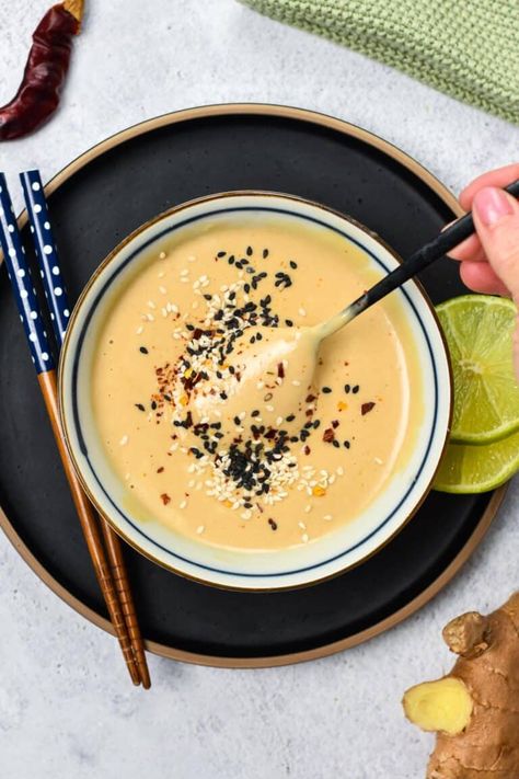 This Miso Tahini Dressing is the most easy, healthy dressing for salad or roasted vegetable. It's packed with high protein tahini paste and a delicious umami flavor from miso paste that make any vegan salad even better. Dressing For Salad, Tempeh Salad, Miso Tahini, Healthy Dressing, Tahini Recipe, Tahini Paste, Miso Paste, Miso Dressing, Healthy Salad Dressing