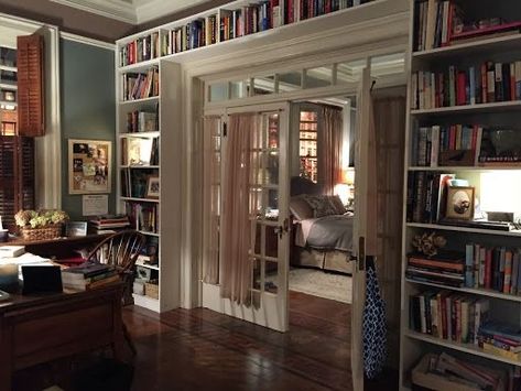 Nancy Myers Homes, Nancy Meyers Aesthetic, Nancy Myers, Reading Rooms, How To Be Single, Apartment View, Dream Library, Film Fashion, Be Single