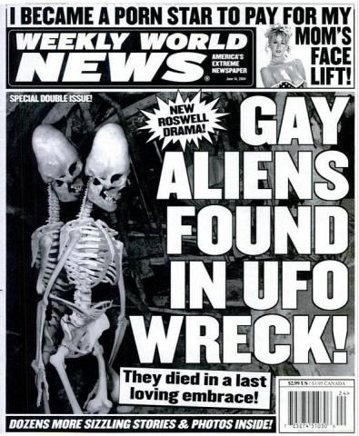 Weekly World News Funny Headlines, News Paper, Arte Inspo, Vintage Poster Art, New Wall, Vintage Ads, Graphic Poster, Aliens, Front Page