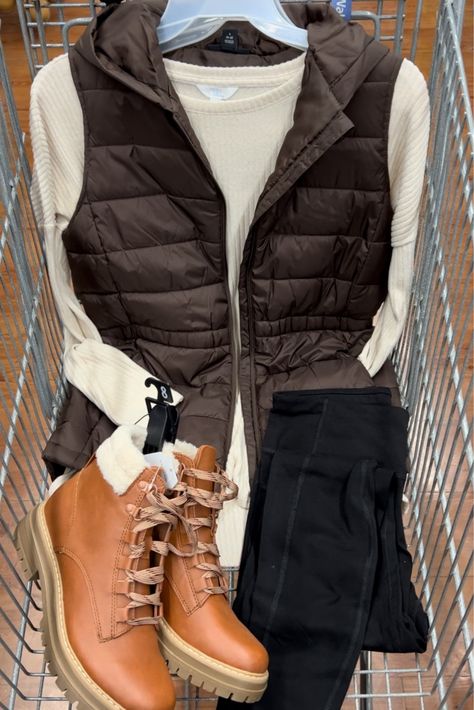 Walmart Summer Outfits 2023, Walmart Winter Outfits, Walmart Outfits 2023 Winter, Walmart Outfit Ideas, Walmart Outfits Fall 2024, Fashion Fall 2024, Fall Fashion Outfits 2024, Traveling Wardrobe, Womens Hooded Vest