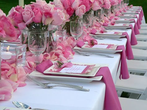 Pink Table Settings, Table Rose, Pink And White Weddings, Bridal Luncheon, Beautiful Table Settings, Pink Table, Pretty Tables, Pink Parties, Wedding Florist