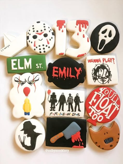 Scary Movie Cookies Decorated, Horror Cookies Ideas, Ghost Face Cookies Decorated, Horror Movie Sugar Cookies, Horror Themed Cupcakes, Horror Themed Cookies, Horror Themed Food Ideas, Halloween Horror Cookies, Horror Movie Treats