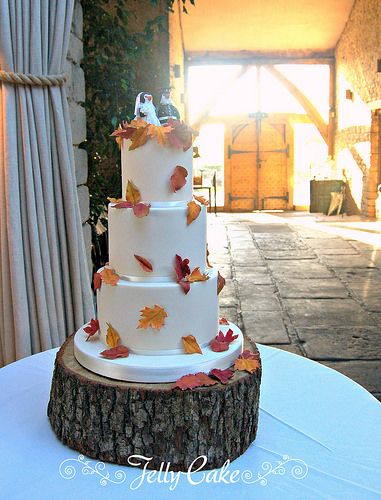 Autumn Leaves Wedding Dress, Fall Leaves Wedding Cake, Leaves Wedding Dress, 3 Teir Wedding Cake, Leaves Wedding Cake, Autumn Leaves Wedding, Fall Leaves Wedding, Romantic Bridesmaid Dresses, Fall Wedding Venues