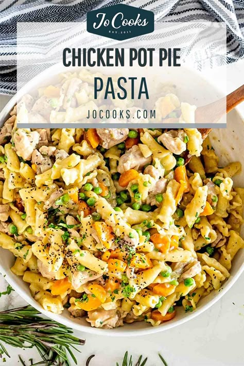 This Chicken Pot Pie Pasta is an easy dinner that tastes just like chicken pot pie but in pasta form and it's all done in one pot! #pasta #chickenpotpie #recipe Chicken Pot Pie Pasta Defined Dish, Tortellini Pot Pie, Large Pot Meals, Chicken Pot Pie Penne Pasta, One Pot Chicken And Pasta Recipes, Chicken Pot Pie Pasta Bake, Chicken Vegetable Pasta Recipes, Chicken Potpie Pasta, One Pot Comfort Food Recipes