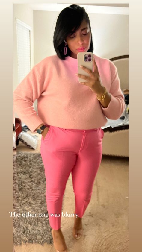 Pink Dress Pants Outfit, Pink Pants Outfit Work, Pink Winter Outfits, Fall Outfits Pink, Pink Dress Pants, Pink Pants Outfit, Pants Outfit Work, Dress Pants Outfits, Dream Career