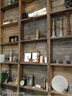 Wood Box Shelves, Old Crates, Barnwood Wall, Barn Wood Projects, Old Barn Wood, Box Shelves, Repurposed Wood, Casa Container, Primitive Decorating Country