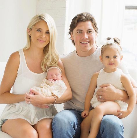 TJ Oshie's wife Lauren routinely posts adorable photos of her children on… Leni Rose, Lauren Oshie, Washington Capitals Hockey, Hockey Wife, Hockey Girlfriend, Capitals Hockey, Life As We Know It, Hockey Boards, Hockey Memes