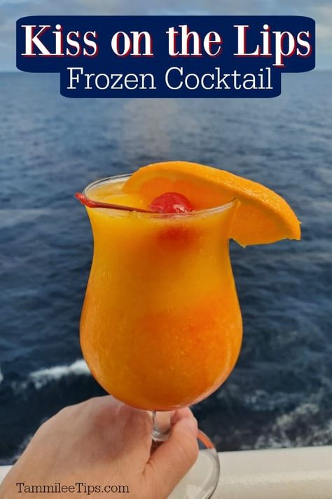 Kiss On The Lips, Frozen Drinks Alcohol, Mango Cocktail, Frozen Cocktail, Coctails Recipes, Summer Drinks Alcohol, Frozen Mango, Kissing Lips, Frozen Cocktails