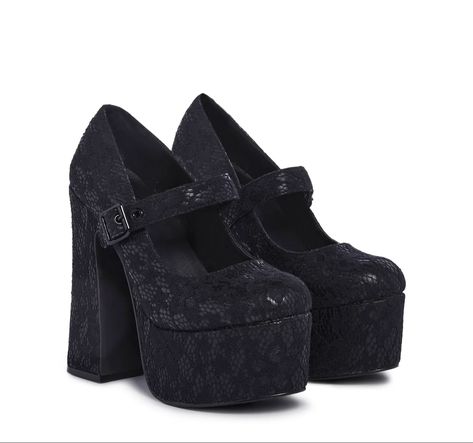 Goth Prom Shoes, Goth Shoes Aesthetic, Platform Goth Shoes, Goth Platform Heels, Goth Platform Shoes Cheap, Goth Platform Boots Demonia, Black Harajuku Style Platform Heels, Yru Shoes, Black Mary Jane Heels