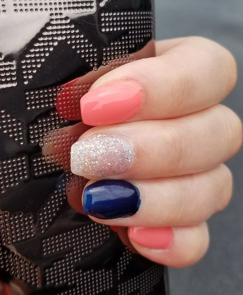 Navy, coral and sliver sparkle nails. Uñas Color Coral, Coral Nails With Design, Navy Nails, Navy Blue Nails, Coral Nails, Spring Nail Colors, Wedding Nails For Bride, Sparkle Nails, Bride Nails