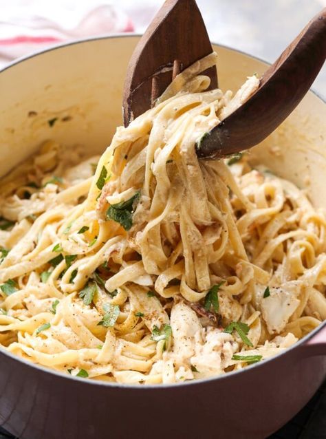 Crab Alfredo Recipe, Crab Alfredo, Crab Spaghetti, Seafood Alfredo, Crab Pasta, Sea Foods, Lime Cookies, Crab Meat Recipes, Crab Dishes