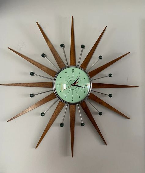 27 Inch Hand Made Mid Century Style Starburst Sunburst Clock by Royale Jade Green 1950s Face & Medium Teak Wood Rays - Etsy Australia Starburst Clock, Mid Century Modern Wall Clock, Sunburst Clock, Atomic Ranch, Mid Century Clock, Cool Clocks, Hand Wax, Retro Clock, Mid Century Modern Decor