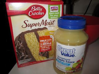 Super Easy Cake | Try One ... 2 Ingredient Applesauce Cake, Ww Box Cake Recipes, Applesauce In Cake Mix Baking, How To Make Box Cake Mix Healthy, Cake Mix Without Eggs Recipes, Applesauce And Cake Mix Recipes, Yellow Cake With Applesauce, Healthy Box Cake Mix Recipes, Low Calorie Cake Mix Recipes