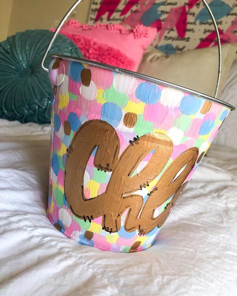 Easter buckets are in 🐇🌟🤍💗 Painted Buckets Ideas, Painted Easter Baskets, Painted Buckets, Personalized Easter Bucket, Bucket Gifts, Bucket Ideas, Easter Buckets, Personalized Easter Gifts, Gift Storage