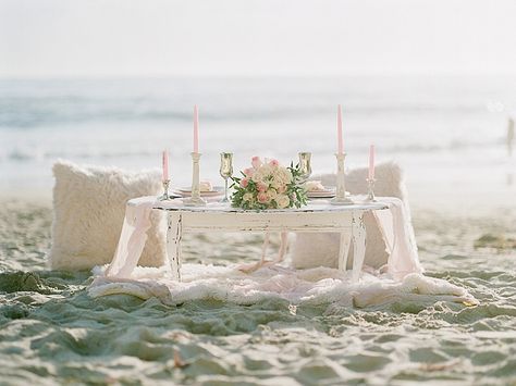 A Romantic Editorial Laguna Beach with Pink and White Florals Bohemian Beach Wedding, Photos Bff, Beach Date, Beautiful Beach Wedding, Beach Wedding Inspiration, Purple Trees, Bohemian Beach, Lake Erie, Romantic Dinners