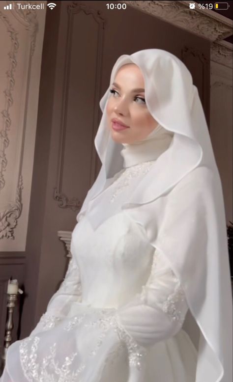 Veils Bridal Hijab, Dresses For Veiled Women, Vintage Style Veil, Hijabi Wedding, Wedding Hijab Styles, Bridal Hijab Styles, Hijabi Brides, Muslimah Wedding Dress, Muslimah Wedding