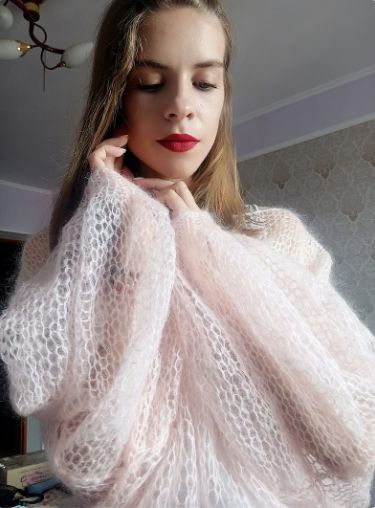 Kidmohair and Silk Knit Sweater, Cloud Jumper, Luxury Sweater, Many Colors, Loose Knit, Airy Bridal Sweater Cloud Jumper, Mohair Sweaters, Bridal Sweater, Luxury Sweater, Knit Items, Soft Sweaters, Womens Sweaters, Silk Knit, Mohair Wool