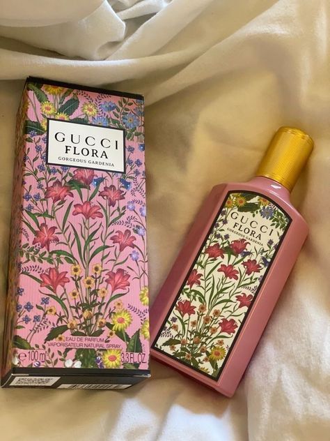 Koleksi Parfum, Gucci Flora, Fragrances Perfume Woman, Perfume Collection Fragrance, Perfume Scents, Perfume Lover, Best Perfume, Luxury Perfume, Dolce E Gabbana