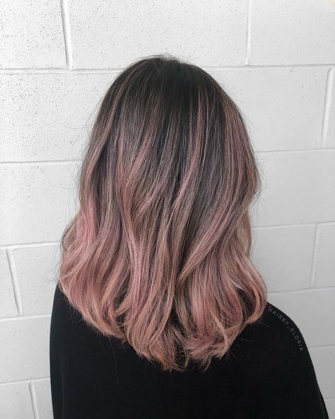 💓💖💕 #momshair #mommylove #mommyhair #quartzpink Pastel Pink Balayage, Rose Gold Hair Brunette, Pink Balayage, Balayage Ombré, Balayage Hair Dark, Quartz Pink, Brunette Balayage Hair, Balayage Hair Blonde, Hair Color Pink