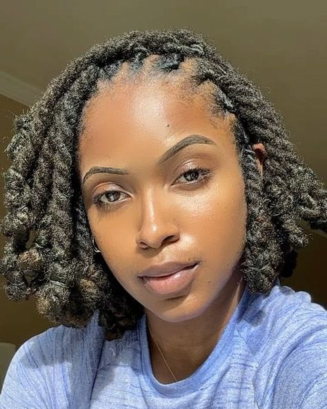 Ayanna Leigh 🇯🇲🇮🇳 on Instagram: "Beautiful lady ✨🌱 • • • • • #locs #locgoddess #locgoals #locstylesforwomen #locstyles #thicklocs #locbob #locknots #locsforwomen #womenwithlocs #locbeauty #dreadstylesforwomen #shortlocs #shortlocstyles" Bhriannachanell Locs, Locs And Curls, Loc Braids For Black Women, Loc Knot Bob, Curled Locs, Loc Twists, Female Loc Styles, Microlocs Styles, Loc Knots