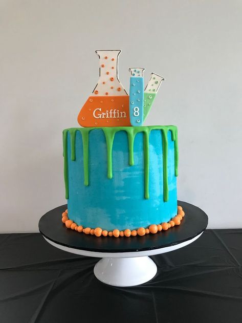 Science Birthday Party Cake, Mad Science Birthday Cake, Science Themed Birthday Cake, Science Themed Cake, Science Cake Ideas, Science Party Cake, Science Birthday Cake, Scientist Cake, Chemistry Party