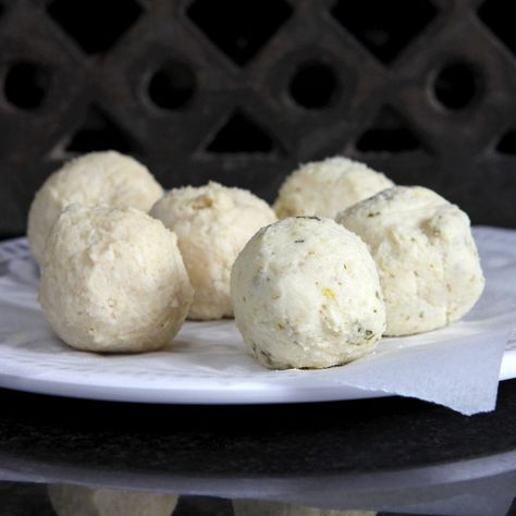 Gluten Free Dumpling Dough Recipe, Gluten Free Dairy Free Dumplings, Gluten Free Dumplings Recipe, Gluten Free Dumplings For Soup, How To Make Gluten Free Dumplings, Gluten Free Drop Dumplings, Gluten Free Bisquick Dumplings, Vegan Gluten Free Dumplings, Gluten Free Dumplings For Stew