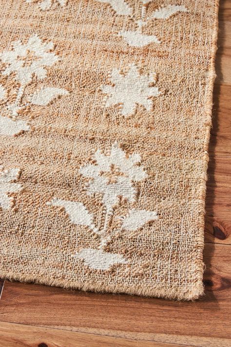 2x16 Ft Blue Custom Runner, Home Decor Jute Floral Design Rug, Handmade Personalised Jute Runner Rug for Bedroom and Living Room - Etsy Small Boho Rug, Vintage Bathroom Rugs, English Cottage Rug, Cottage Style Rugs, Tan Rug Bedroom, Neutral Area Rug Bedroom, Rug Trends 2024, Kitchen Area Rug, Anthropology Rug