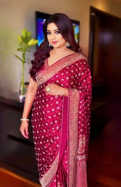 Shreya Ghoshal, Indian Music, Blonde Girl, Blonde, Queen, Music, Beauty, Quick Saves