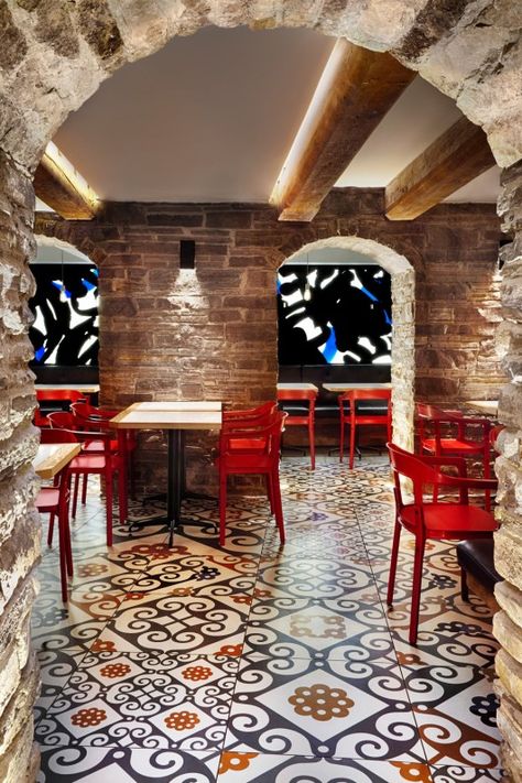 © Lisa Petrole Photography Restaurant Tiles, Spanish Restaurant, Tapas Restaurant, Modern Flooring, Toronto Restaurants, Tapas Bar, Ceramic Floor Tiles, Brick Walls, Bar Interior