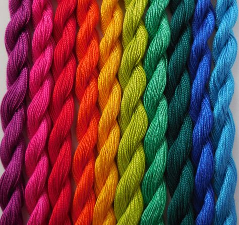 Hand Dyed Embroidery Thread, Color Rainbow Aesthetic, Colors Of The World, Colorful Threads, Rainbow Order, Colour Full, Bright Paintings, Rainbow Aesthetic, Colorful Life