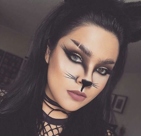 Catwoman Makeup, Alien Halloween Makeup, Black Cat Makeup, Karneval Diy, Make Up Diy, Cat Halloween Makeup, Alien Halloween, Animal Makeup, Cat Makeup Halloween