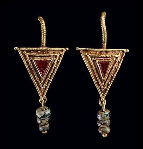 Imperiul Roman, Ancient Roman Jewelry, Ancient Jewels, Roman Jewelry, Ancient Jewellery, Historical Jewellery, Medieval Jewelry, Ancient Jewelry, Old Jewelry