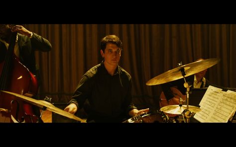 Whiplash Bradley Bradshaw, Shot Film, Damien Chazelle, Movie Aesthetic, Miles Teller, Movie Shots, Fav Movies, Sundance Film, Twitter Headers