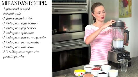 Miranda Kerr's daily smoothie recipe Miranda Kerr Diet, Morning Smoothie Recipes, Health Smoothie Recipes, Super Smoothies, Vegan Rice, Recipe Girl, Superfood Smoothie, Morning Smoothie, Juicing For Health