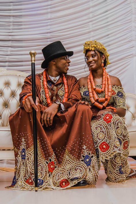 kalabari traditional marriage Kalabari Traditional Marriage Attire, Kalabari Traditional Attire, Ijaw Traditional Wedding Attire, Nigerian Traditional Attire, Nigerian Wedding Dress, Mens Wedding Attire, Traditional Wedding Attire, African Attire For Men, Traditional Marriage